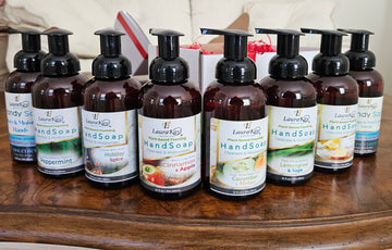 Foaming Hand Soap & Sani Gift Set