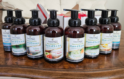 Foaming Hand Soap & Sani Gift Set